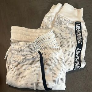 Abercrombie kids size 1314 jogger